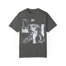 Load image into Gallery viewer, Retro Look Sabrina Phone Tee