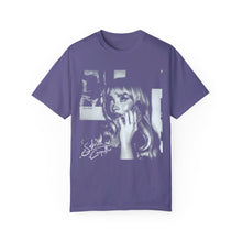 Load image into Gallery viewer, Retro Look Sabrina Phone Tee