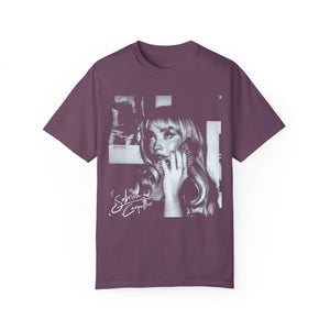 Retro Look Sabrina Phone Tee